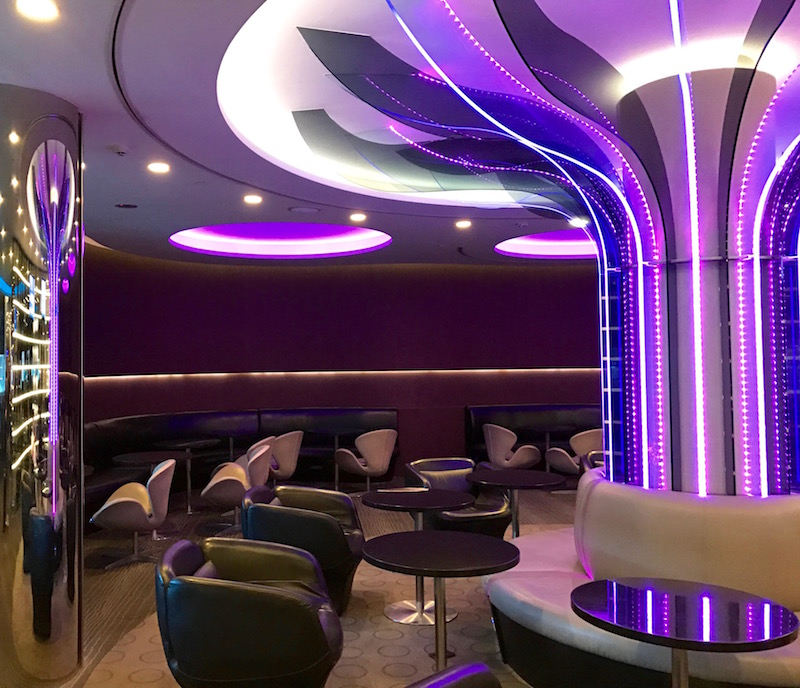 This Lounge Offered An Upscale Bar Feel, Very Elegant!