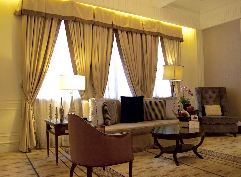 Fairmont Peace Hotel Shanghai Suite Living Room 