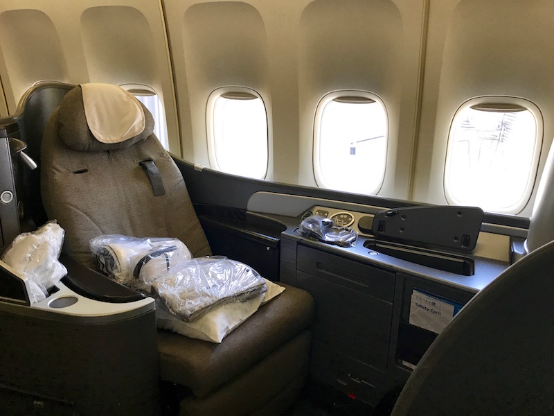 United Airlines Boeing 747 First Class Seat