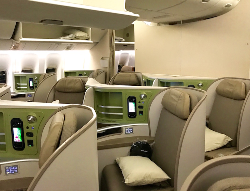 EVA Air Boeing 777 Business Class - Refreshed Cabin 