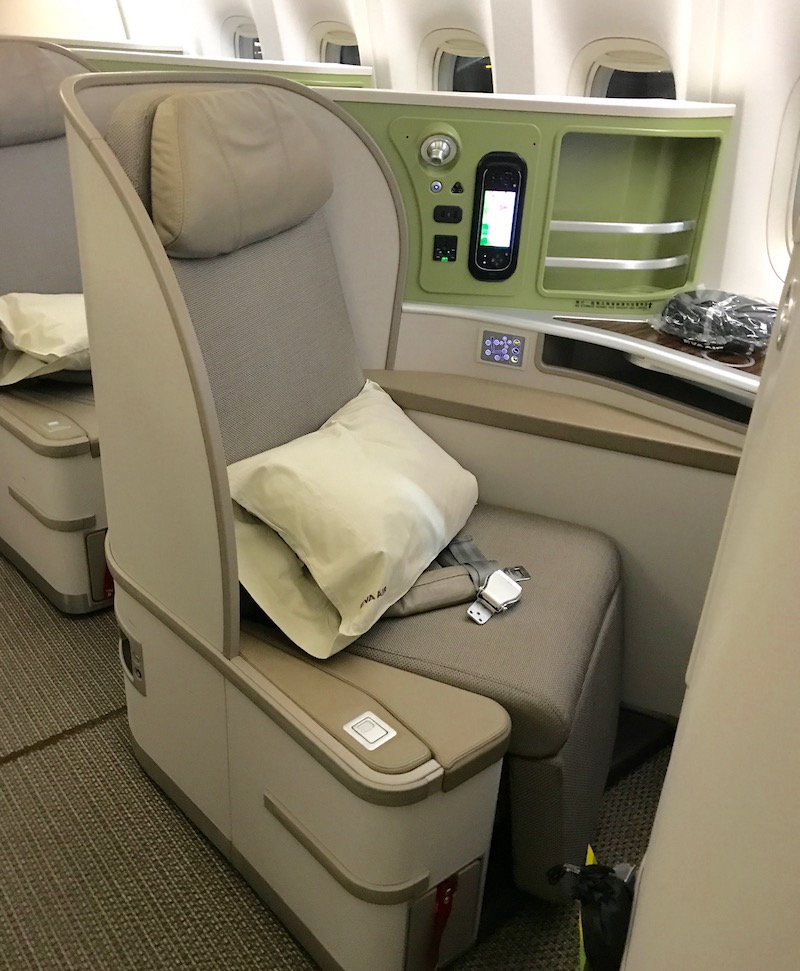 EVA Air Boeing 777 Business Class Seat 
