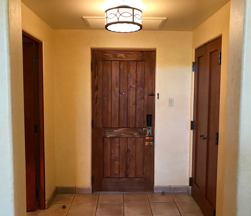One-Bedroom Suite Foyer 