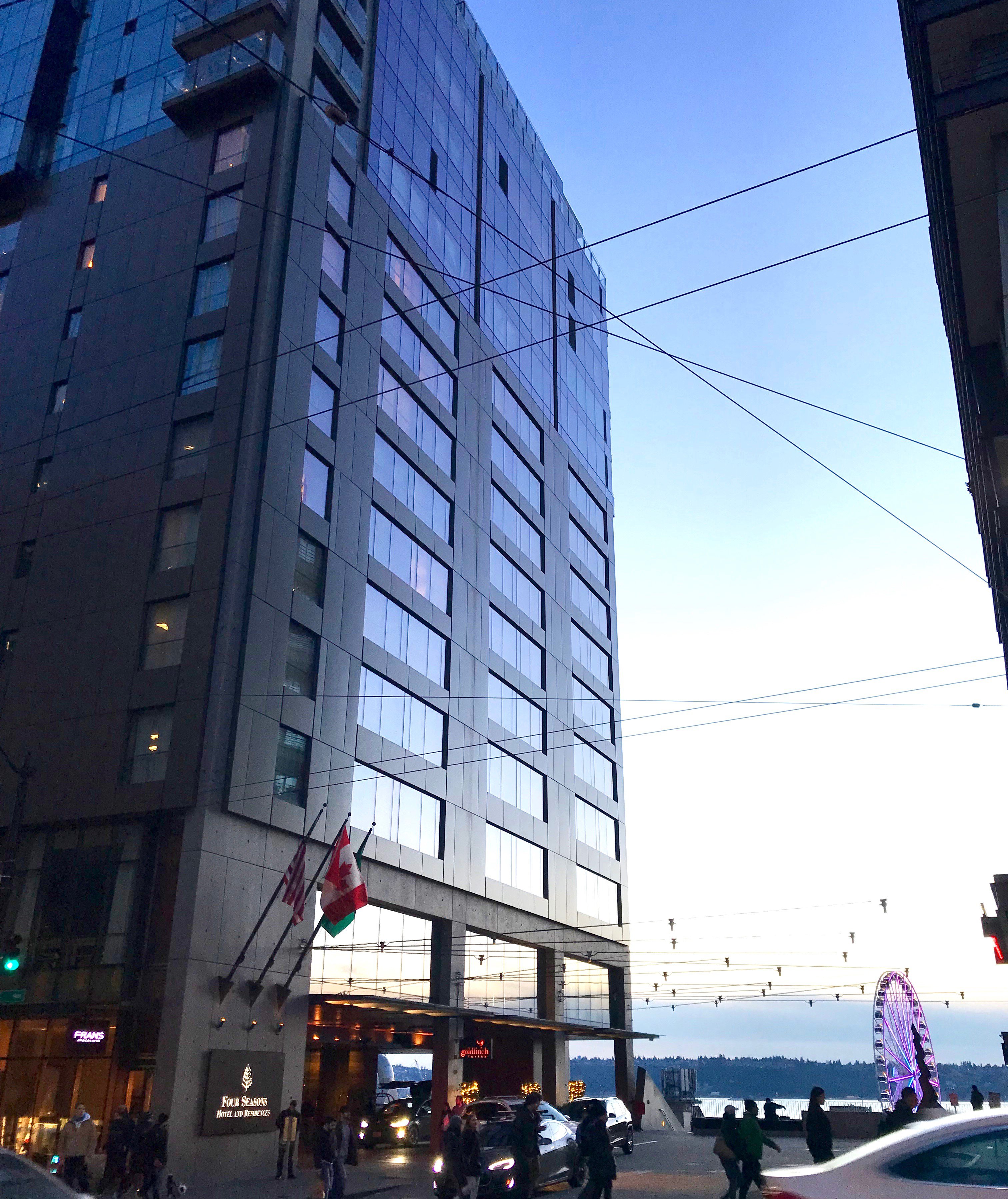 Four Seasons Hotel Seattle Exterior 
