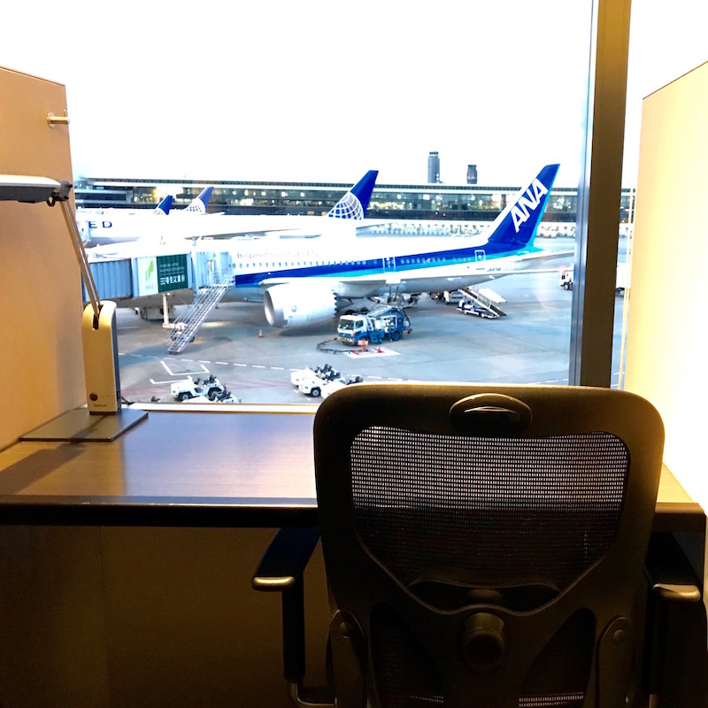 ANA First Class Lounge Tokyo Narita Office Desk