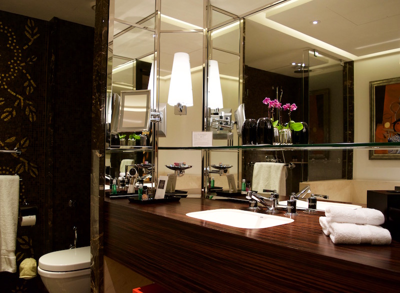 Prince de Galles Paris Bathroom Vanity 