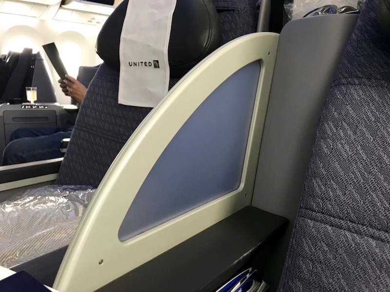 Privacy Divider Between Seats 