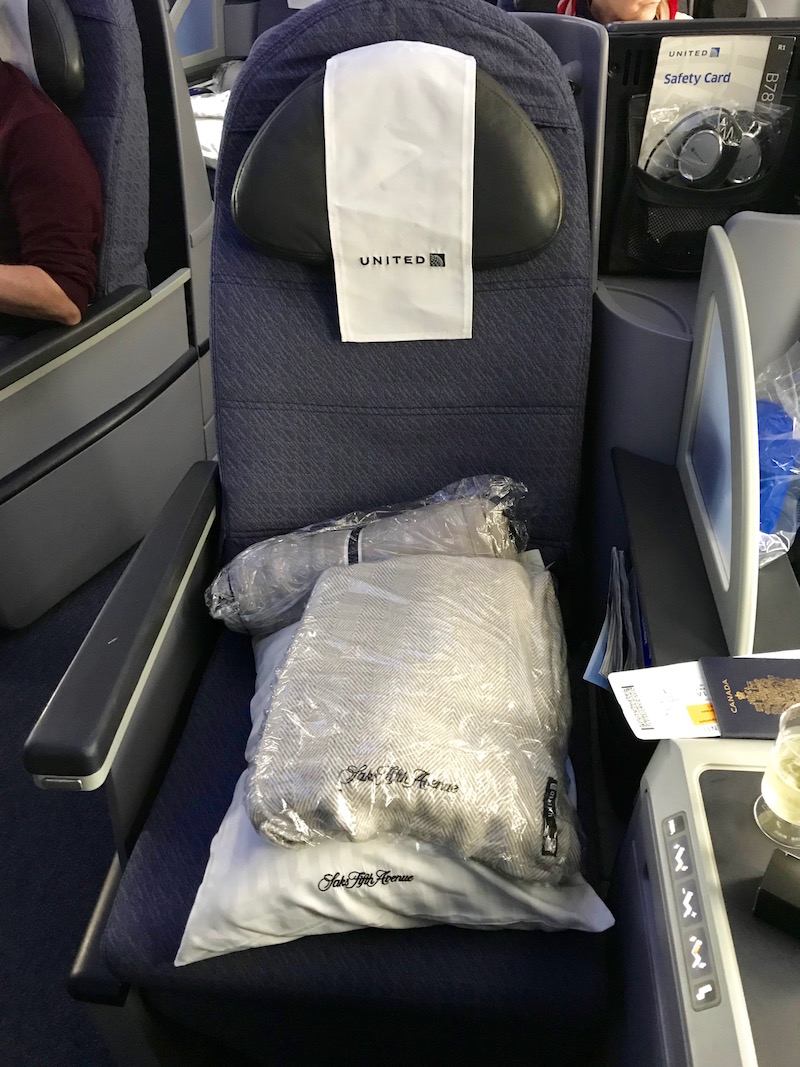 United Airlines Boeing 787 Business Class Seat 