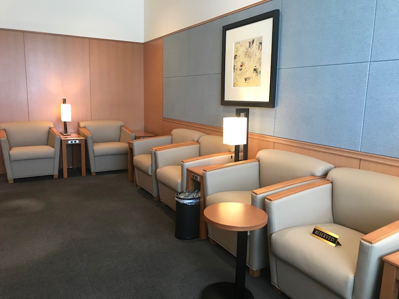 Japan Airlines Sakura Lounge First Class Room