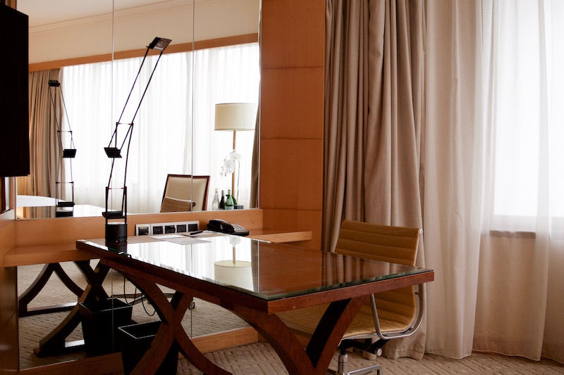 Singapore Marriott Tang Plaza Hotel Office Area