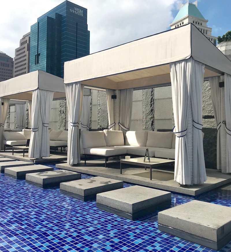 Singapore Marriott Tang Plaza Hotel Pool