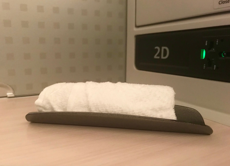 Business Class Warm Towel