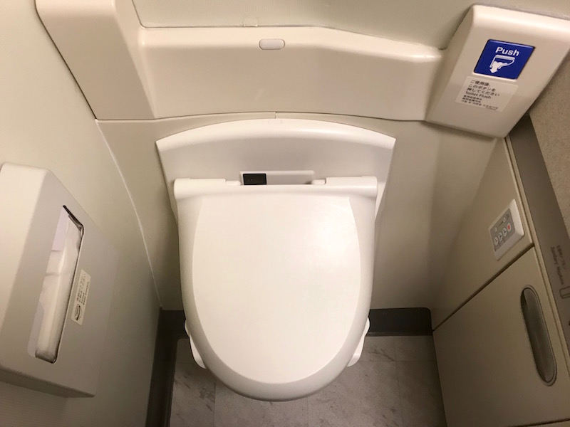 Japan Airlines Boeing 777 Business Class Lavatory 