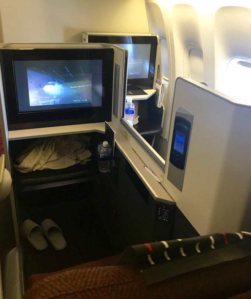 Japan Airlines Boeing 777 Business Class