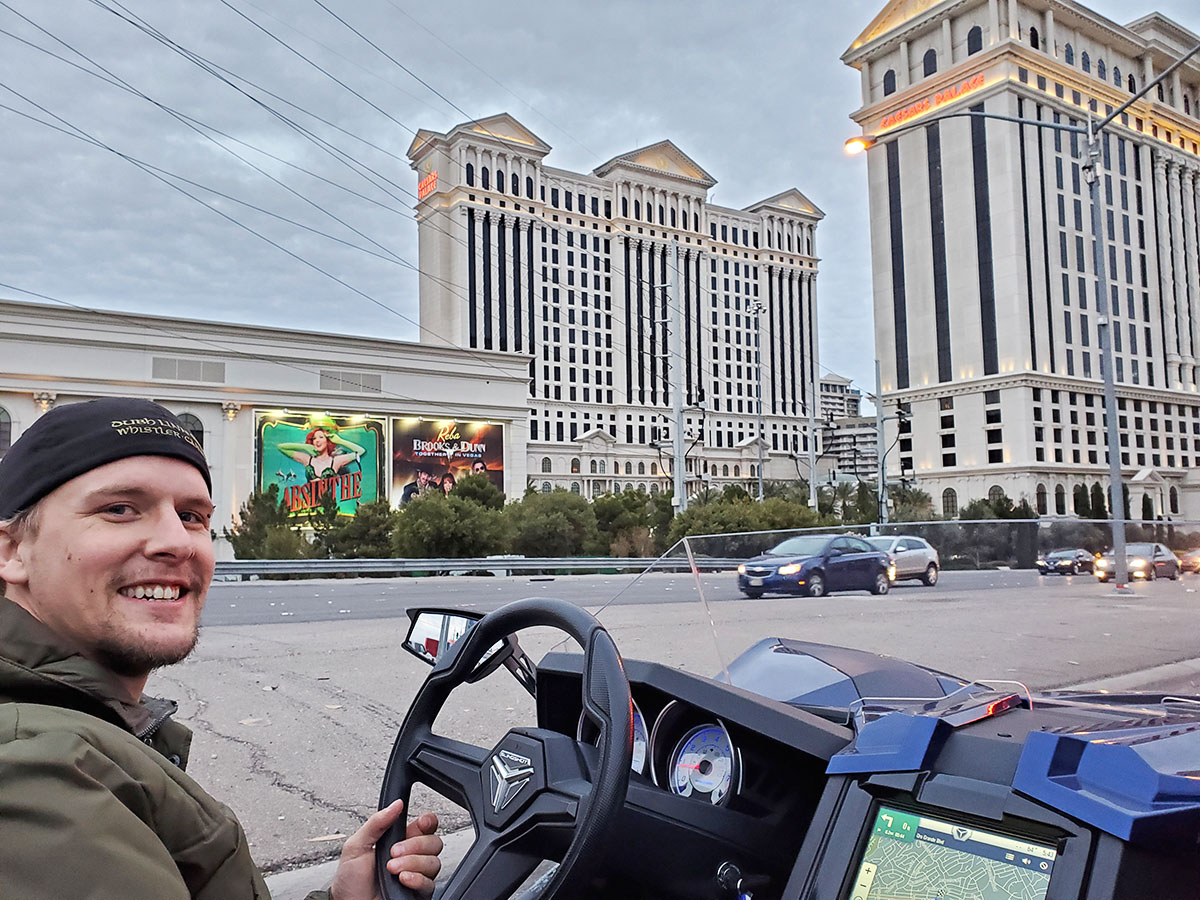 Cruising the Strip before returning to the Caesars Laurel Lounge for some complimentary food and drinks!