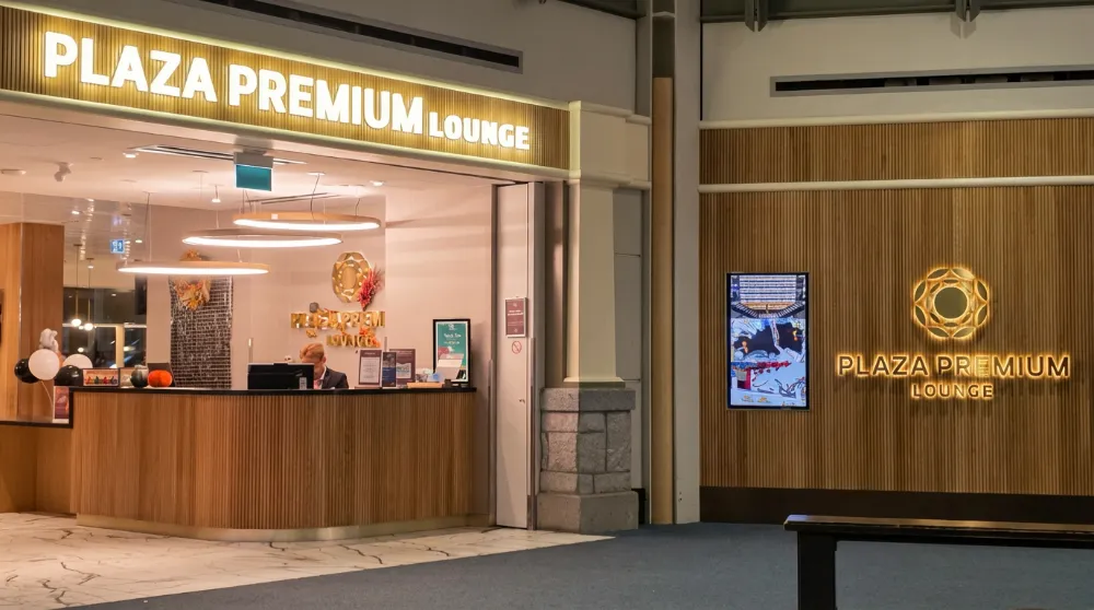 Vancouver YVR Plaza Premium Lounge, highlighting the airport perks available with an Amex Platinum card